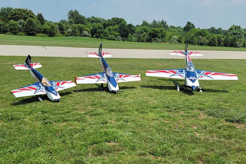 AJ Aircraft 51" Slick 540 ARF - red/blue AJ0006RB